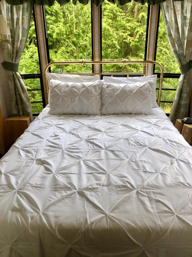 Garden Bay Hideaway - Glamping & Rv Hotel Bagian luar foto
