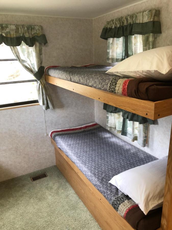 Garden Bay Hideaway - Glamping & Rv Hotel Bagian luar foto